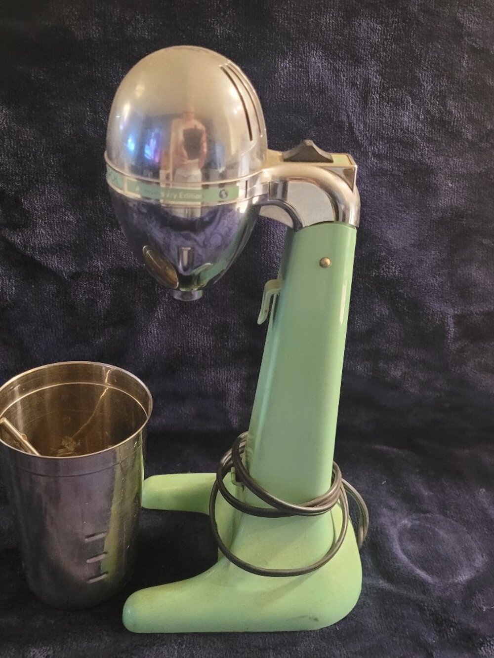 Vintage Hamilton Beach DrinkMaster Milkshake Mixer P97272 Jadeite Green - AV ED